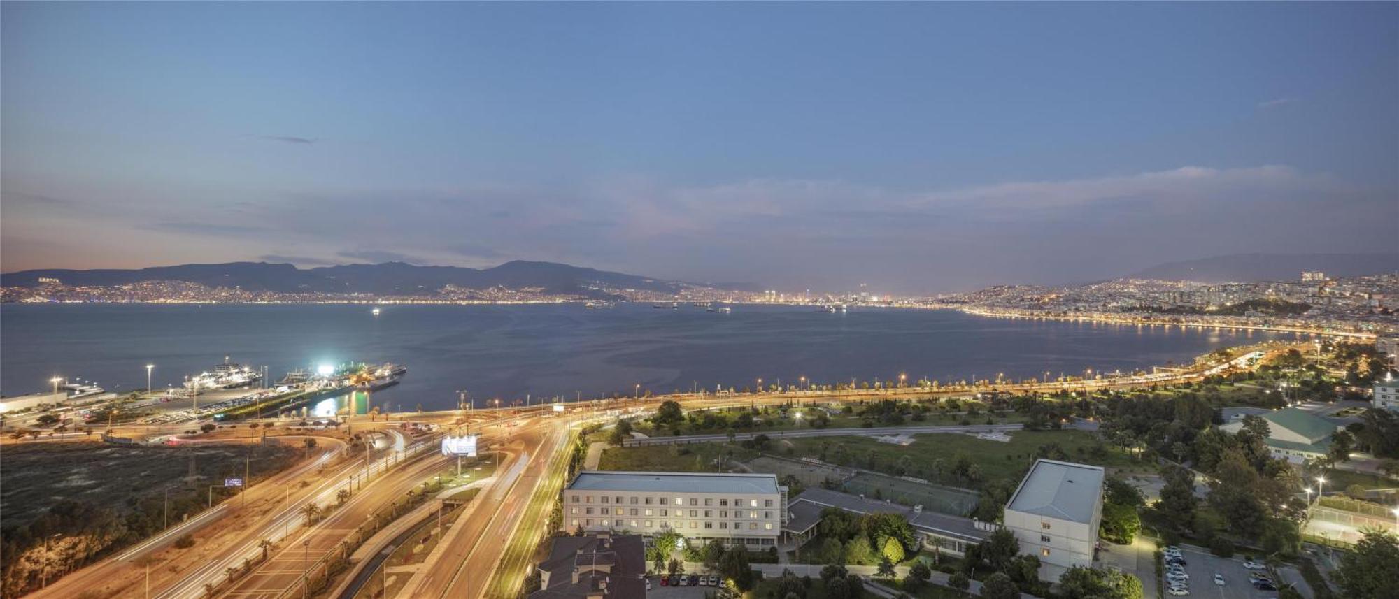 ホテル Hyatt Regency Izmir Istinyepark エクステリア 写真